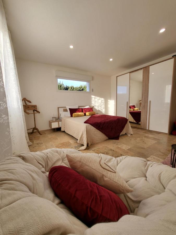 Paquerette Villa อาร์ลส์ ภายนอก รูปภาพ